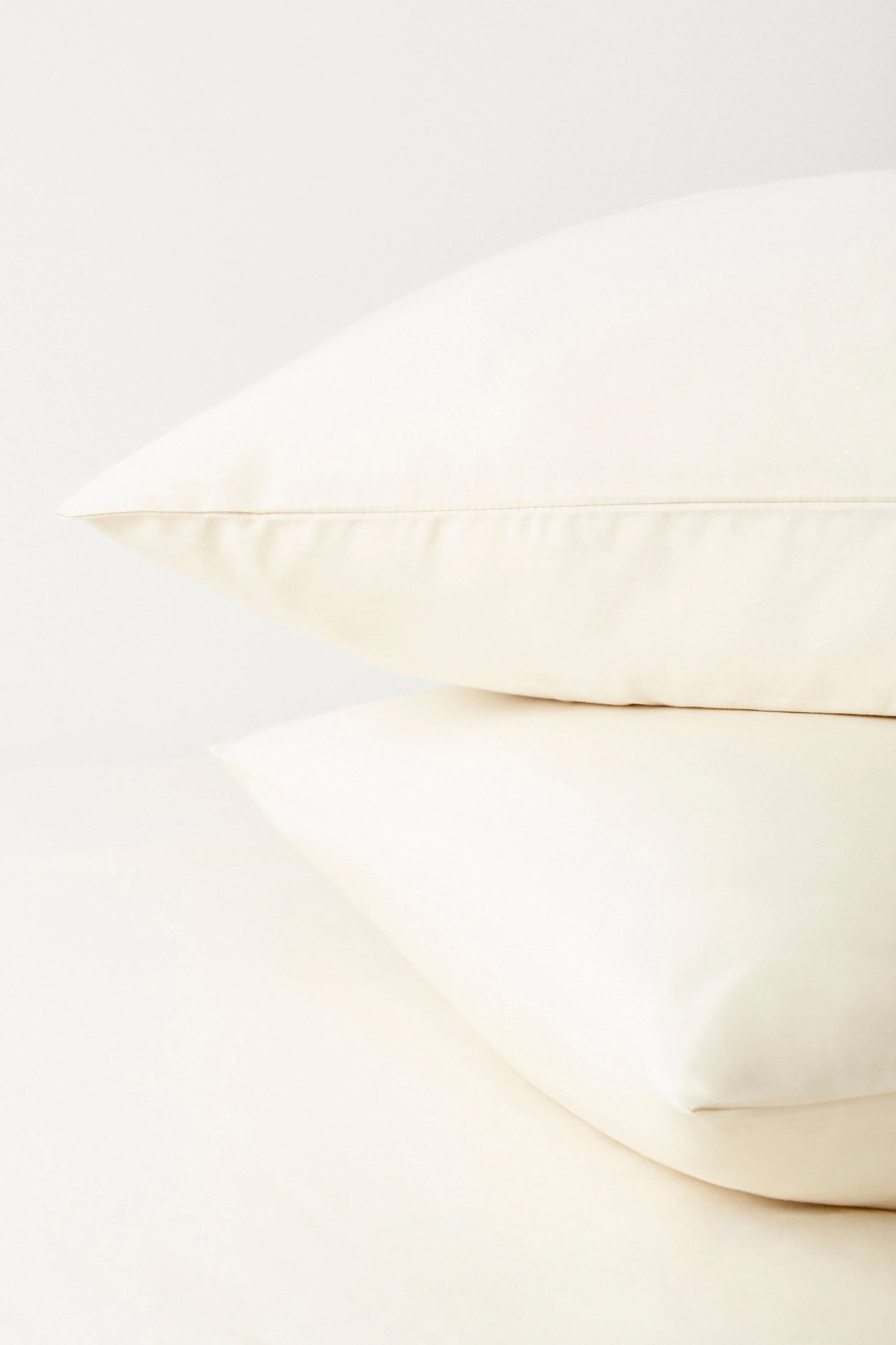 Fitted Sheet and Pillowcase Set in Natural