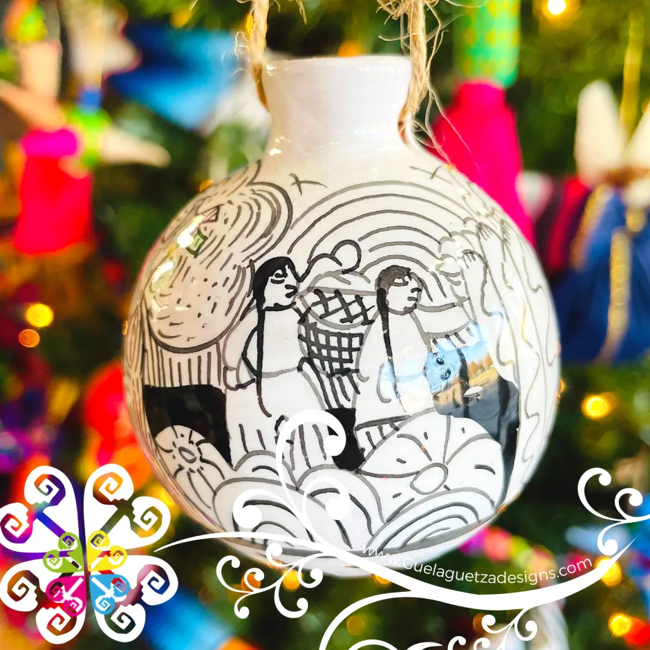 Historias Black and White Ornament - Guerrero Clay Ornament Box