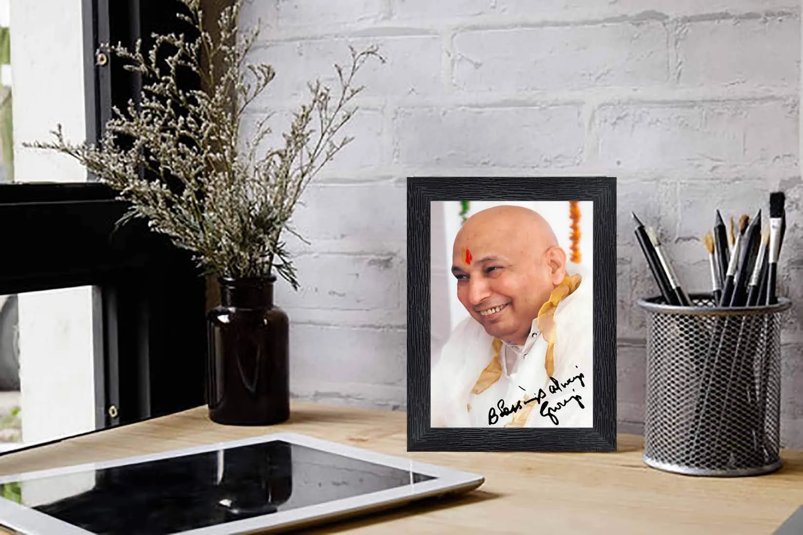 PnF Guruji Religious Wood Photo Frames with Acrylic Sheet (Glass) for Worship/Pooja(photoframe,Multicolour,8x6inch)-20455, Wall Mount